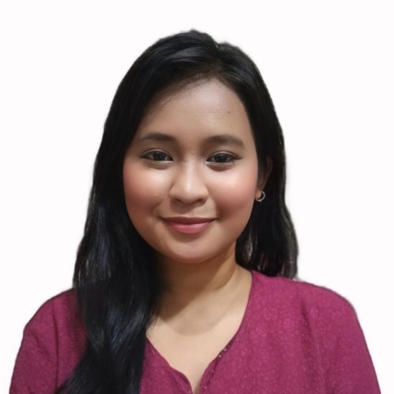 Leslie, team leader